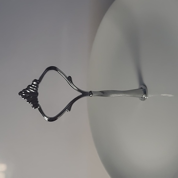 2 tiered cake serving stand tray made in China - Picture 6 of 10